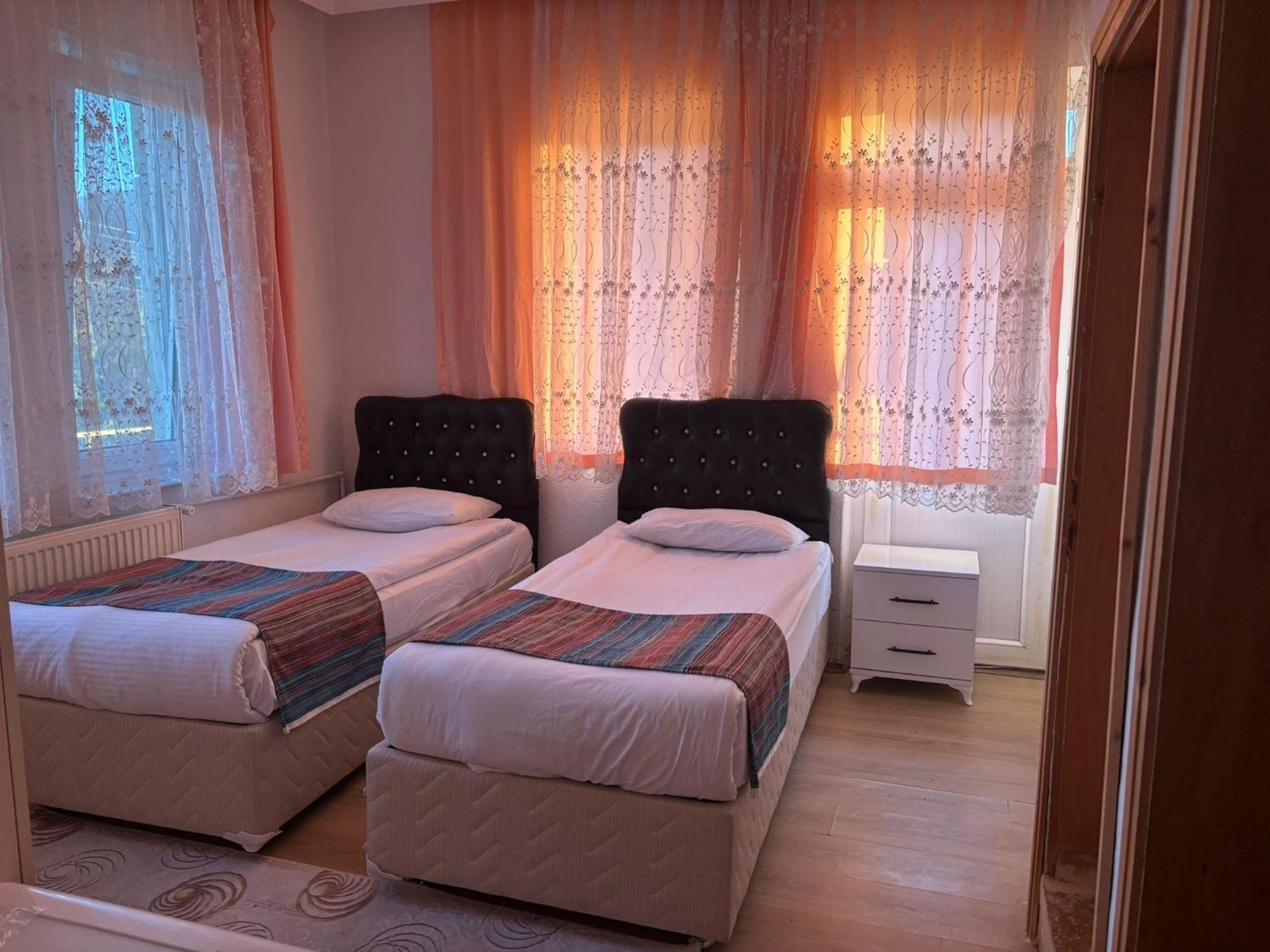Kapadokya Rezidans Two Bed & Breakfast เนฟซิเฮียร์ ภายนอก รูปภาพ